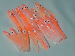 タコベイト　２０個セット　約5ｃｍ　オレンジ　ホワイト　アキアジ　鮭　ウキルアー　釣り　夜光タイプ　大物　アシストフック　夜光