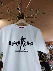 LサイズクリームソーダＴシャツBLACK CATSロゴTシャツ白色！CREAMSODAロカビリーブラックキャッツビスキャッツピンクドラゴンマジック