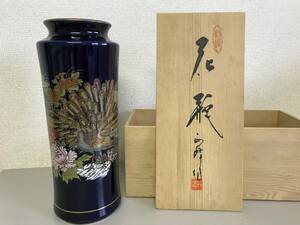 久谷焼 / 花瓶　収納木箱あり　西峰　陶器　金銀彩盛枝絵　置物　創芸品　孔雀　久谷　九谷焼愛好者