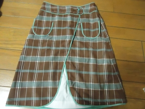 ＊新品primaqua茶＆ミントグリーンの台形スカート３６
