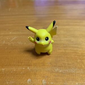 43. ポケモン 初期 モンコレ ピカチュウ モンスターコレクション 任天堂 TOMY トミー レア 希少 中古品 美品 送料無料