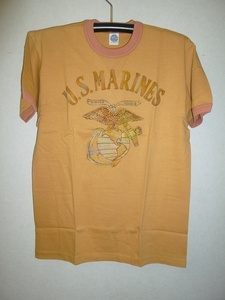 トイズマッコイ　Tシャツ（M)　US MARINES　茶　フロッキープリント