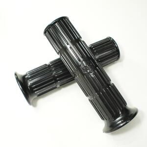 Pair of grips Vespa P-range (-1984) - black ベスパ 旧タイプグリップ 24 x 135mm P200E PX200E PX200FL PX125FL PX150FL P150X T5