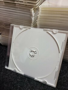 ☆CD・DVD用プラスチックケース☆ホワイトスリムタイプ①