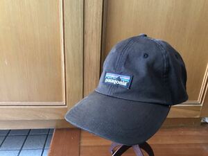 patagonia パタゴニア P-6 LABEL TRAD CAP パネルキャップ ブラック 黒 キャップ フリーサイズ 帽子 