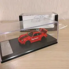 Supreme Porsche 911 ミニカー 1/64