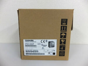 C418 新品 未使用 東芝 簡単小型 インバーター VFNC3-2022P 三相200V 2023年製 TOSHIBA