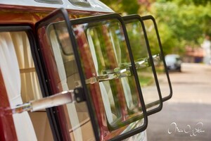 値上がりしています。ラスト2本になりました。新品未使用です。　空冷 VW BUS ワーゲン　バス　タイプ2 　ポップアウト　