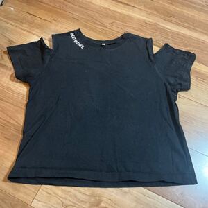 【●即決●】 GU キッズ　Tシャツ 肩出し　黒　140cm Mサイズ