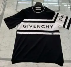 GIVENCHY　Tシャツ