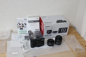 ★Canon EOS M3 ダブルレンズキット ブラック ミラーレス一眼デジカメ★