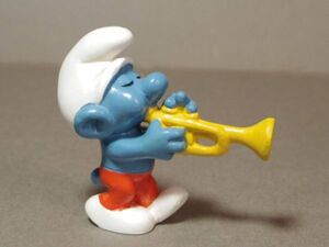 Smurf スマーフ PVCフィギュア トランペット 赤パンツ 20047