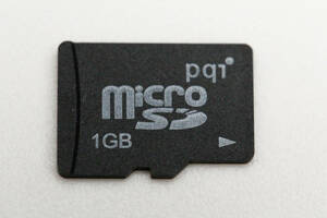 1GB microSDカード　pqi