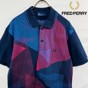 【別注モデル】 FRED PERRY フレッドペリー ポロシャツ マルチカラー 刺繍ロゴ M 紺赤青 美品 総柄 ゴルフ ウェア シャツ 半袖シャツ