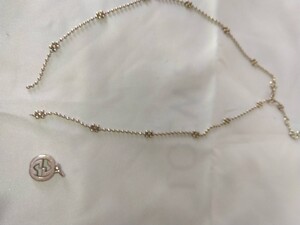 GUCCIインターロッキングＧフラワーチェーンネックレス 