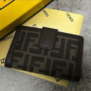 美品　FENDI フェンディ　ズッカ柄　折り財布　がま口　ブラウン レザー ウォレット