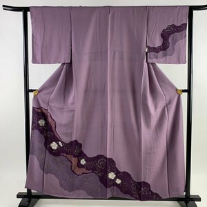 付下げ 身丈158.5cm 裄丈62cm S 袷 椿 唐草 絞り 金彩 紫 正絹 美品 秀品 【中古】