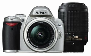 Nikon デジタル一眼レフカメラ D40 ダブルズームキットII シルバー D40SWZI(中古品)