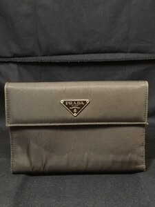 プラダ　財布　 PRADA