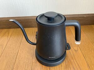 K02A-BK　バルミューダ BALMUDA The Pot 家庭用 電気 ケトル 0.6L ブラック キッチン家電 家電 中古