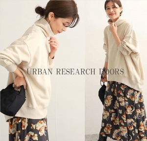 URBAN RESEARCH DOORS アーバンリサーチ 22AW 『UR TECH』裏起毛タートルネックスウェット 丸みコクーンシルエット 女性らしい抜け感 BEG M