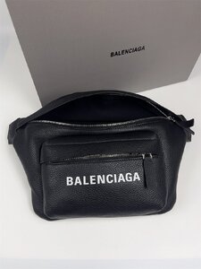 BALENCIAGA 極美品 バレンシアガ ウエストバッグ クラシックデザイン レザー ブラック