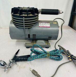 11h12 必見! 中古 現状品 BULLCRAFT ブルクラフト E8005 コンプレッサー エアブラシ付 HITACHI EFOU-KT ND1757 通電 モーター音 確認済み