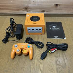 ゲームキューブ オレンジ 本体一式 説明書付き GAMECUBE ニンテンドー 任天堂 Nintendo 匿名配送