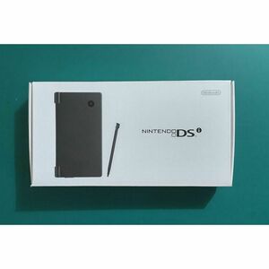 D49【中古・美品】 NINTENDOニンテントーDSI Black 4407