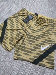 新品 未使用 NIKE ナイキ Dri-FIT ハーフパンツ L スポーツウェア ランニング イエロー ブラック 柄 メンズ ショーツ