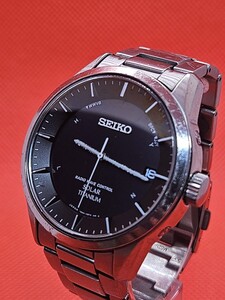 不動品 SEIKO セイコー RADIO WAVE CONTROL ソーラー電波 メンズ腕時計 デイト チタン 黒文字盤 純正ベルト G1495