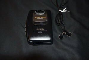 ラジオ付き　AIWA アイワ ステレオ ラジオ カセットプレーヤー RS250　　　　（１９）