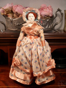 Ruth Gibbs Vintage China Head Doll D ピンクの花柄ドレス 33cm