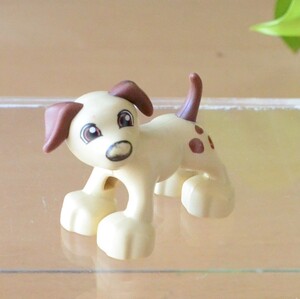 (0651)動物フィグ・茶色のブチの犬(レアパーツLEGOデュプロduplo)まとめてお安く!送料安い！