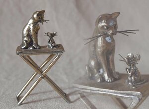 西洋アンティーク 金属製 猫とネズミの置物10ｃｍ etain95％ 錫 真鍮 銅 検 ウィエナブロンズ Vienna Bronze