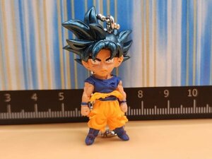 ドラゴンボールZ超UDM孫悟空 身勝手の極意 兆 ボールチェーン◆検索 DRAGONBALLマスコットFigurineフィギュア アニメヒーローズ ストラップ