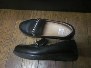 ■【fitflop 】■【フィットフロップ】■【ローファー　パンプス】■【サイズ　３９】■【黒　ブラック】■【コンフォート　シューズ】■