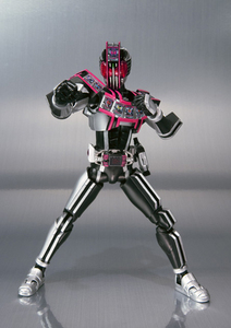 S.H.Figuarts 仮面ライダーディケイド コンプリートフォーム