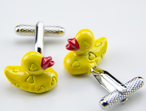 ★カフスボタンアヒル ONYX-ART LONDON CK574 YELLOW DUCK Cufflinks　ハート目も愛らしく黄色いアヒル・・・(^^♪～