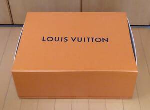 LOUIS VUITTON / ルイ・ヴィトン 空箱 BOX 保存箱　マグネット開閉　大（５１x４１x１８，８㎝）