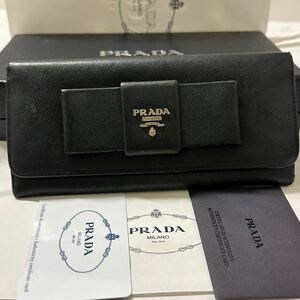 プラダ　PRADA 財布　長財布　サフィアーノ　リボン　レディース