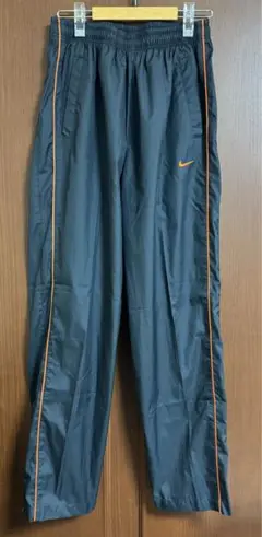 【美品】　ナイキ   NIKE   ジャージパンツ　トレーニングパンツ