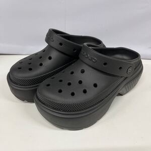 A1【美品】 crocs クロックス 厚底 サンダル ブラック 黒 24cm メンズ レディース