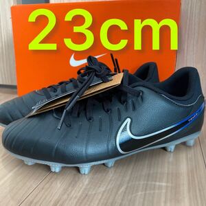 新品未使用タグ付き23cm サッカースパイク　ナイキNIKE ティエンポレジェンド10 