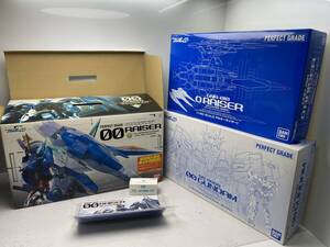 1/22★未組立★1/60スケール ダブルオーライザー ダブルオーガンダム+オーライザー プラモデル【中古/現状品】