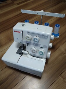 ジャノメ JANOME ロックミシン MY LOCK マイロック 240D 788型　電源 簡易作動確認済み　送料込み　おまけ付き