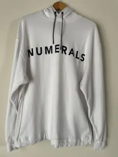 NUMERALS⭐️メンズ　ロゴ入り白パーカー　Ｍ(大きめ)