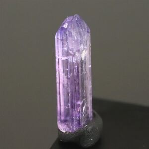 ピンクタンザナイト 原石 結晶 非加熱 2.9ct 【榎本通商88256】