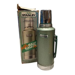 STANLEY Aladdin クラシック真空ボトル 1.9L グリーン 元箱有 スタンレー 保冷便 キャンプ用品 ヴィンテージ