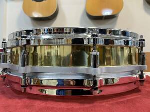 Pearl ピッコロスネア14”×3.5” BRASS SHELL Free Floating